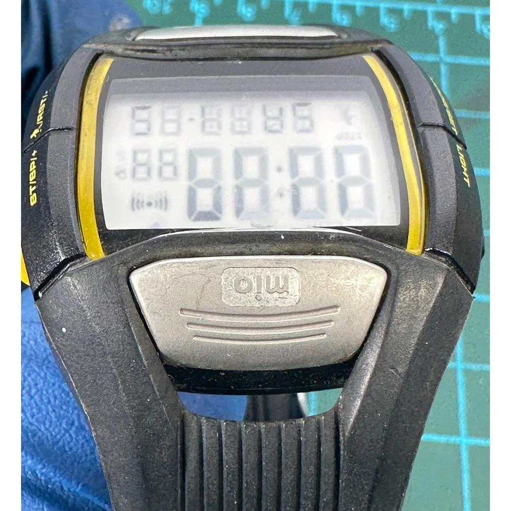 Mio Stride Heart Rate Monitor Digital Watch Black Yellow Sports Run NEW BATTERY